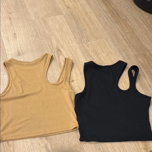 Women's Black and Tan Ribbed Cutout Crop Tank Tops - Picture 9 of 9